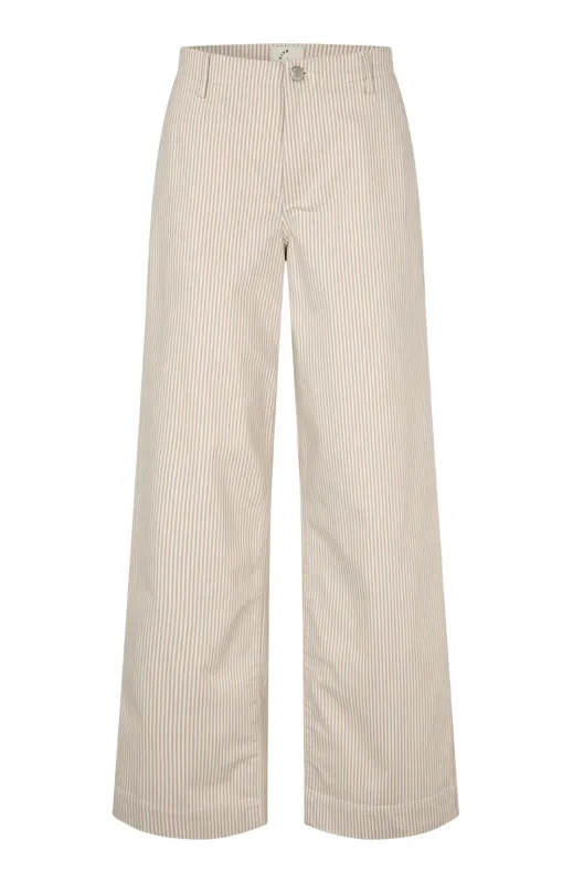 EricaFV 825 Oat Milk Stripe