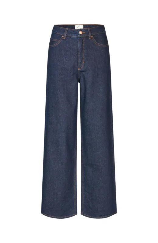 AbbyFv 745 Dark Rinse Denim